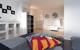 White & Black Studio